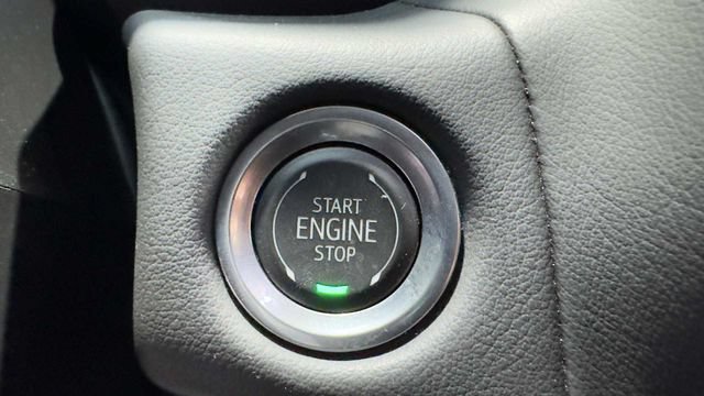 Used 2024 Chevrolet Suburban RST w/ Luxury Package RWD image 28