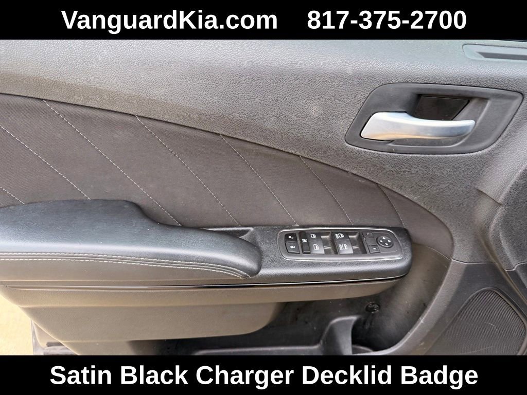 Used 2023 Dodge Charger R/T w/ Blacktop Package image 17