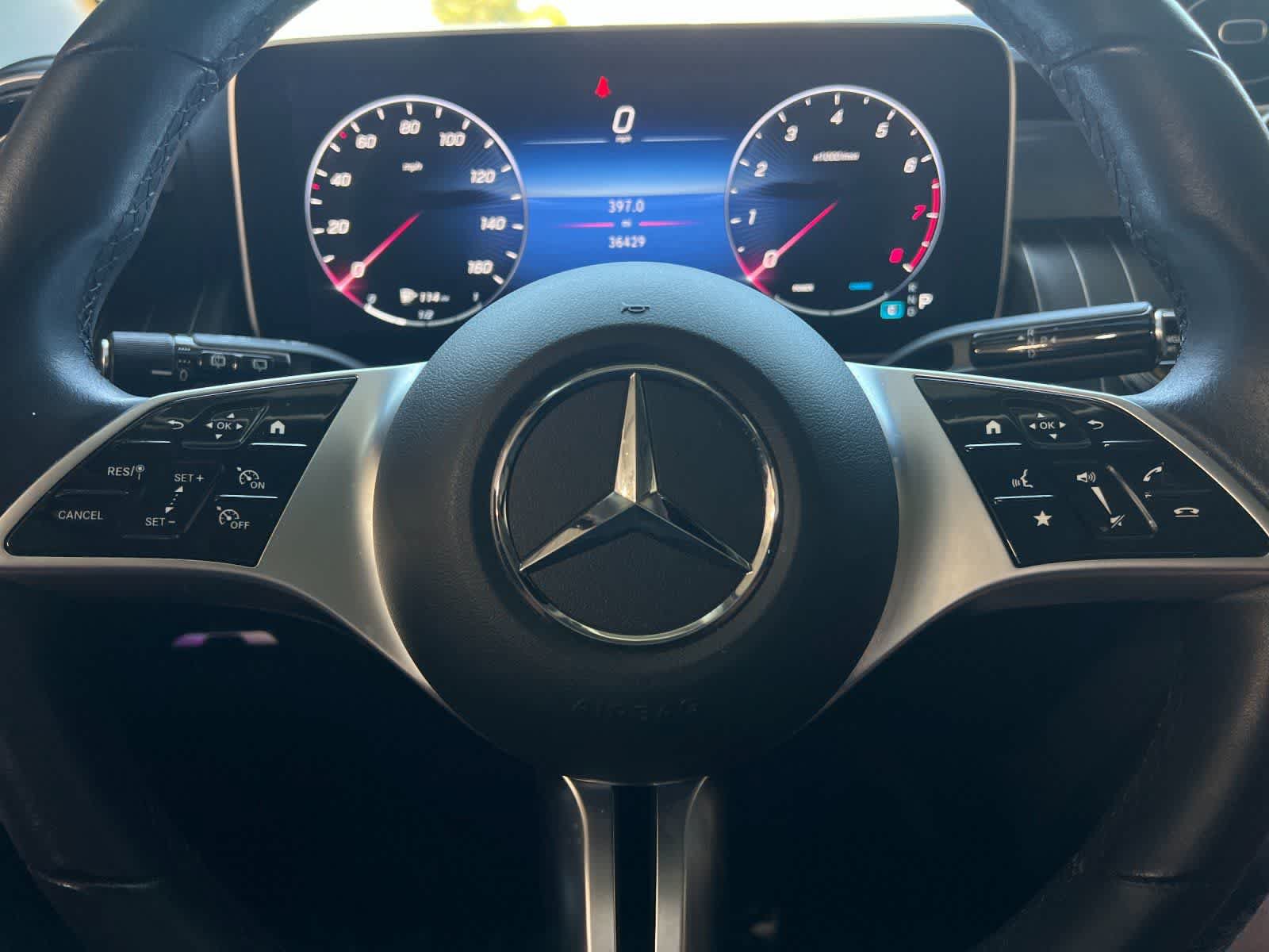 Used 2023 Mercedes-Benz GLC 300 4MATIC w/ Exclusive Trim Package image 24