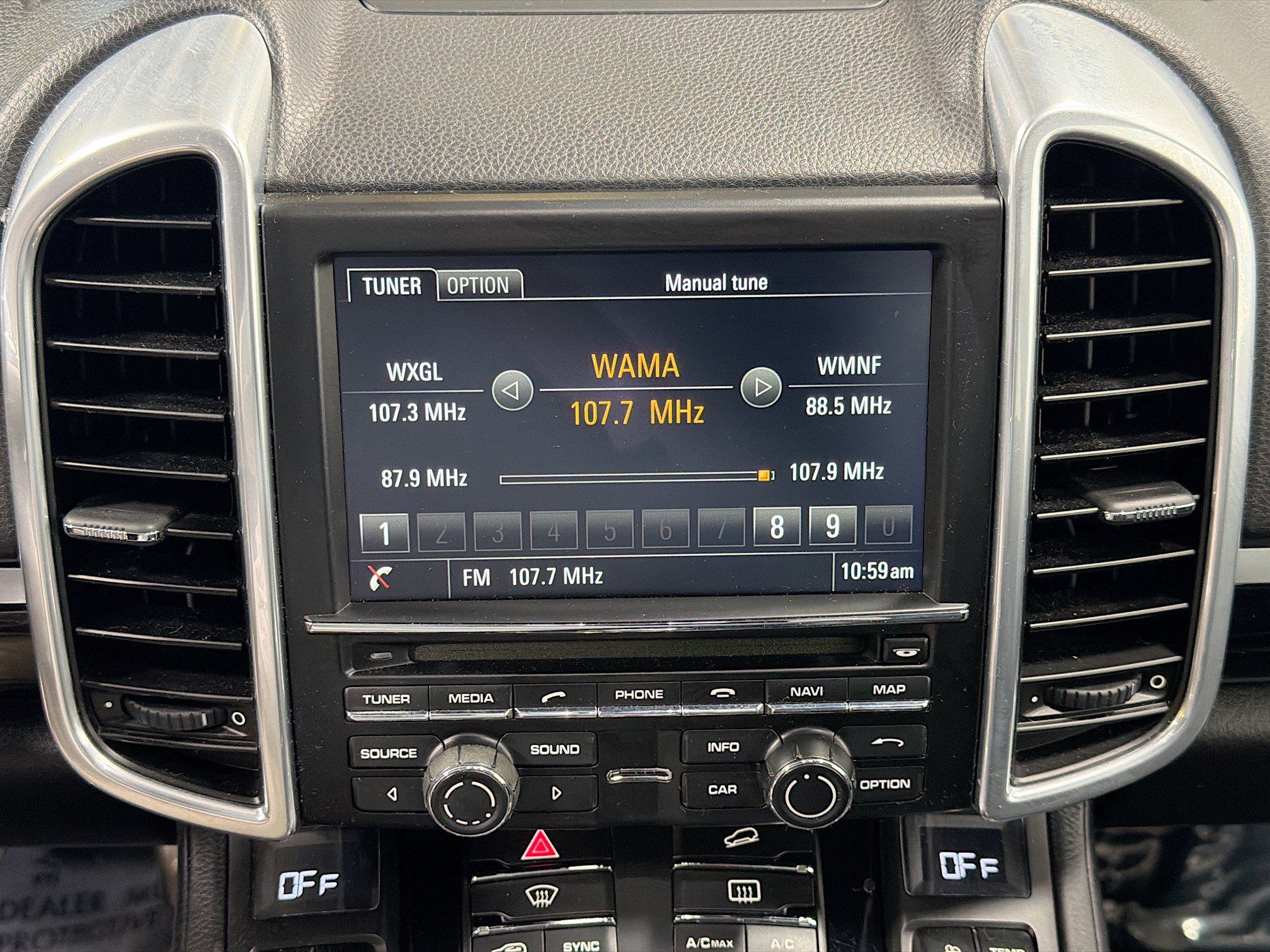 Certified 2016 Porsche Cayenne S AWD/4WD image 29