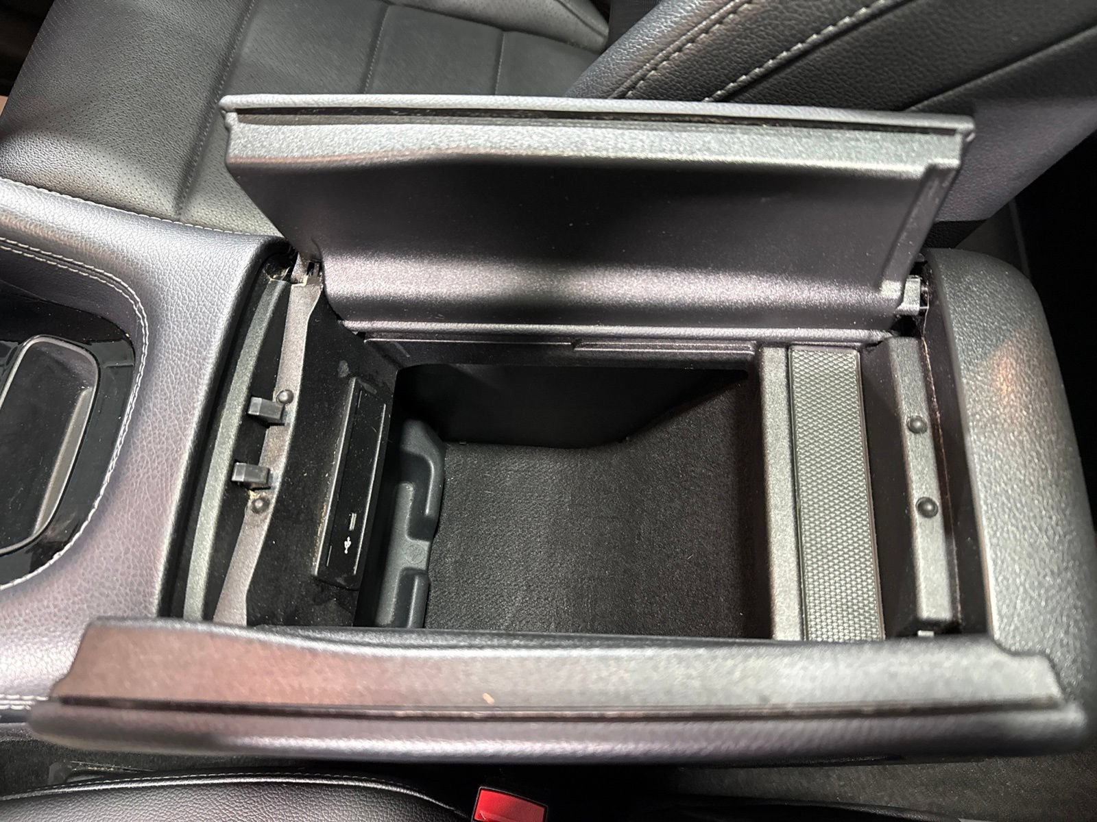 Used 2021 Mercedes-Benz GLE 450 4MATIC image 37
