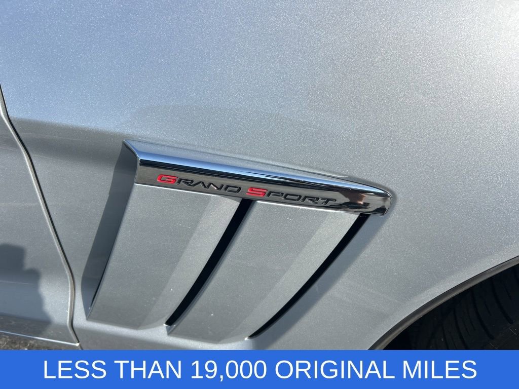 Used 2010 Chevrolet Corvette Grand Sport w/ Preferred Equipment Group image 3