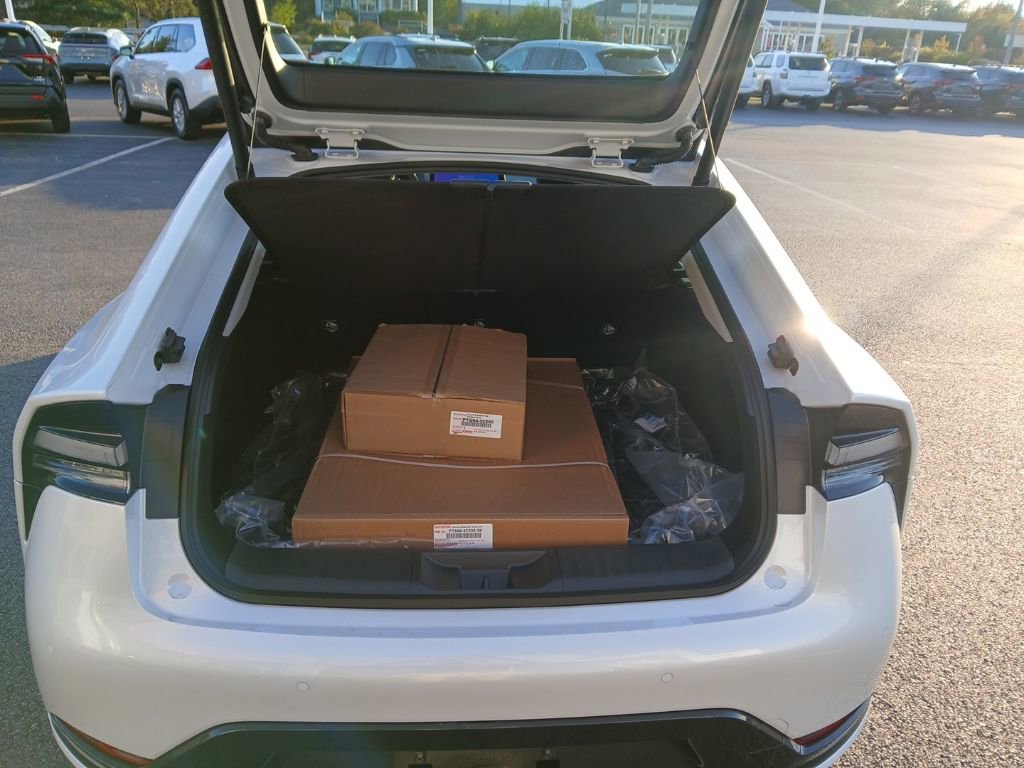 New 2026 Toyota Prius Plug-In Hybrid image 8