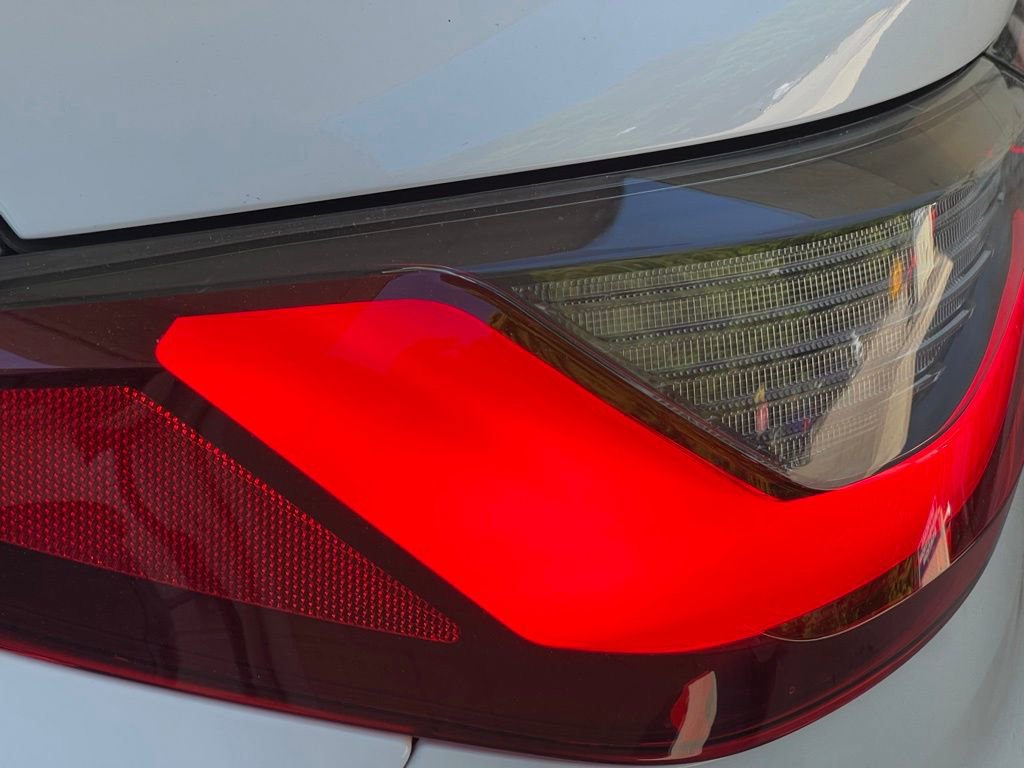 Used 2021 BMW M440i Convertible w/ Premium Package image 13