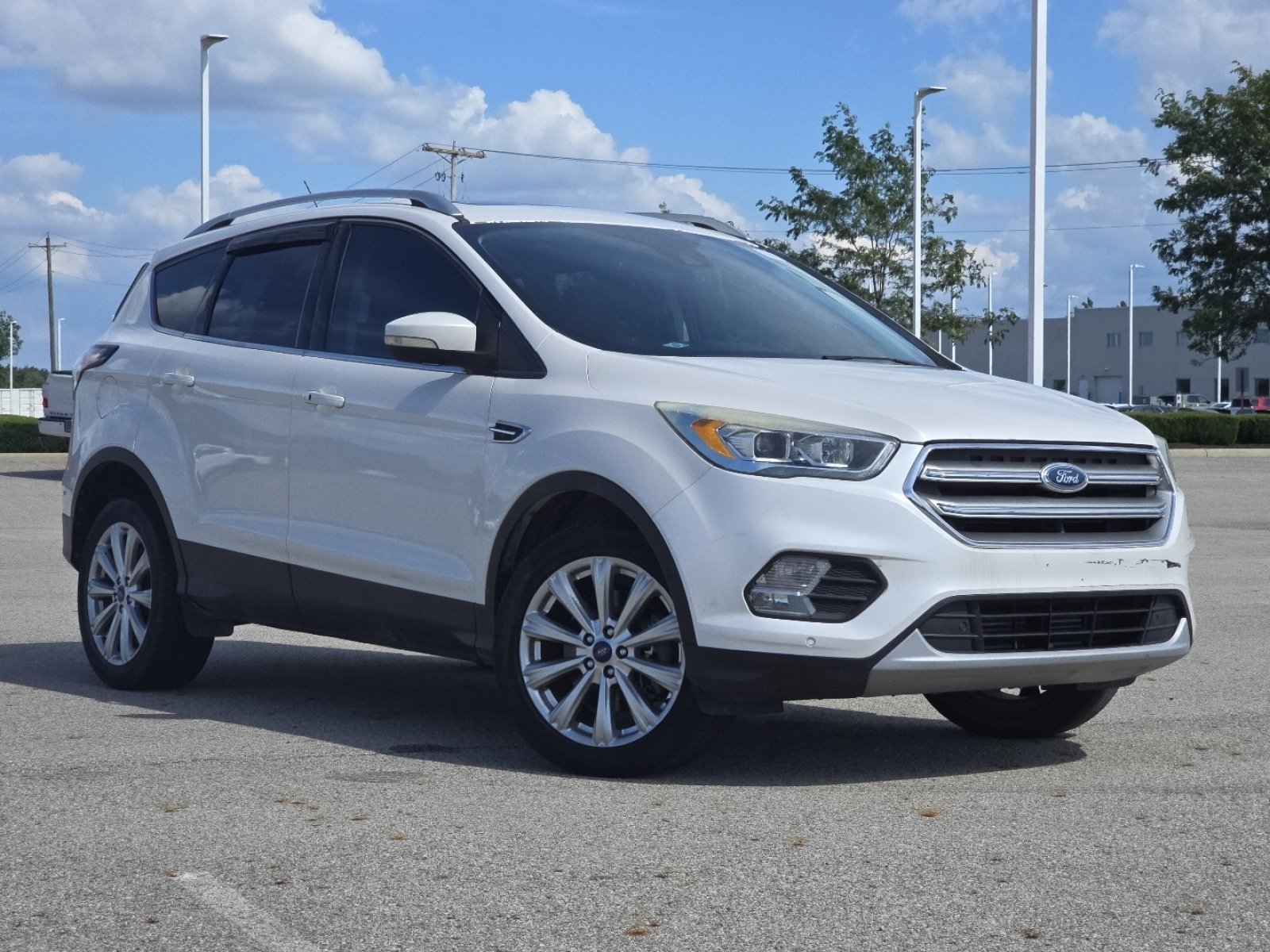Used 2017 Ford Escape Titanium w/ Canadian Touring Package AWD/4WD image 2