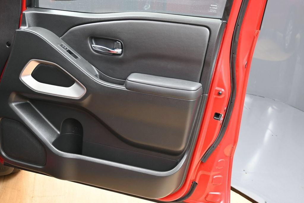 Used 2022 Nissan Frontier SV RWD image 36
