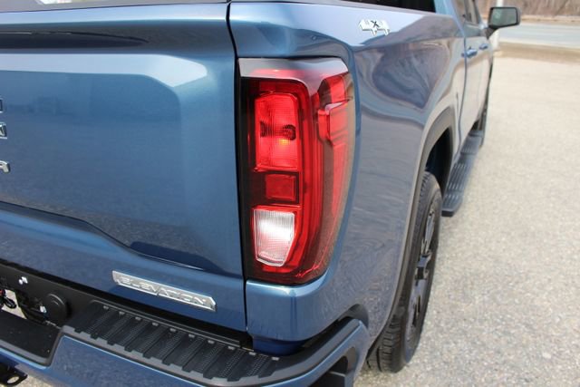 Used 2025 GMC Sierra 1500 Elevation image 43