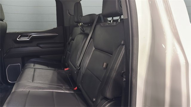 Used 2022 Chevrolet Silverado 1500 LTZ w/ Z71 Off-Road Package image 27