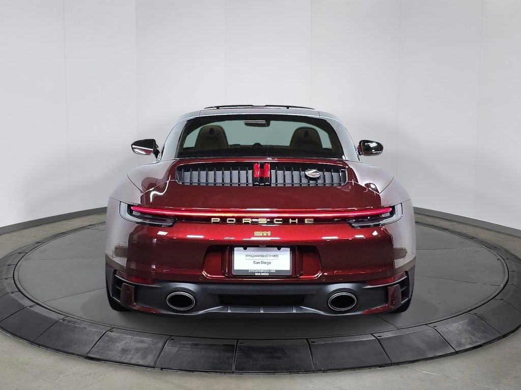 Certified 2021 Porsche 911 AWD/4WD image 6