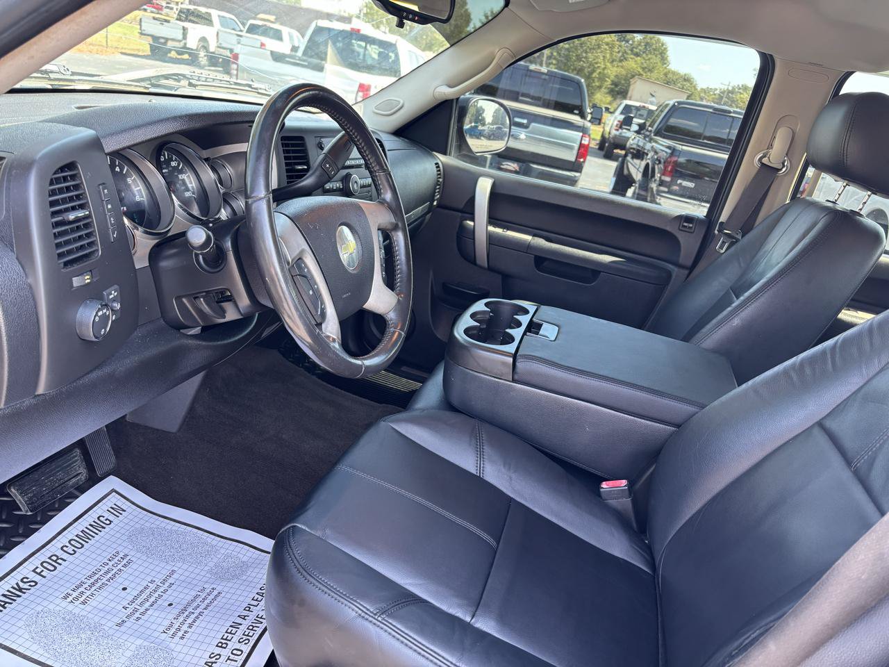 Used 2010 Chevrolet Silverado 1500 LT w/ Power Pack Plus AWD/4WD image 11