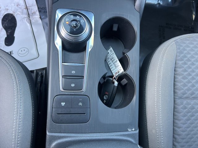Used 2020 Ford Escape SE image 30