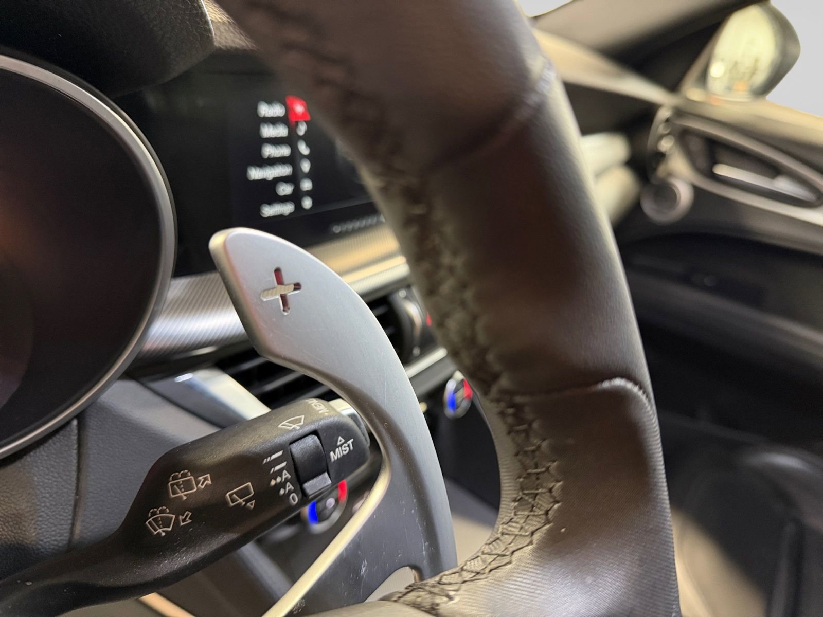 Used 2018 Alfa Romeo Stelvio Ti Sport image 35