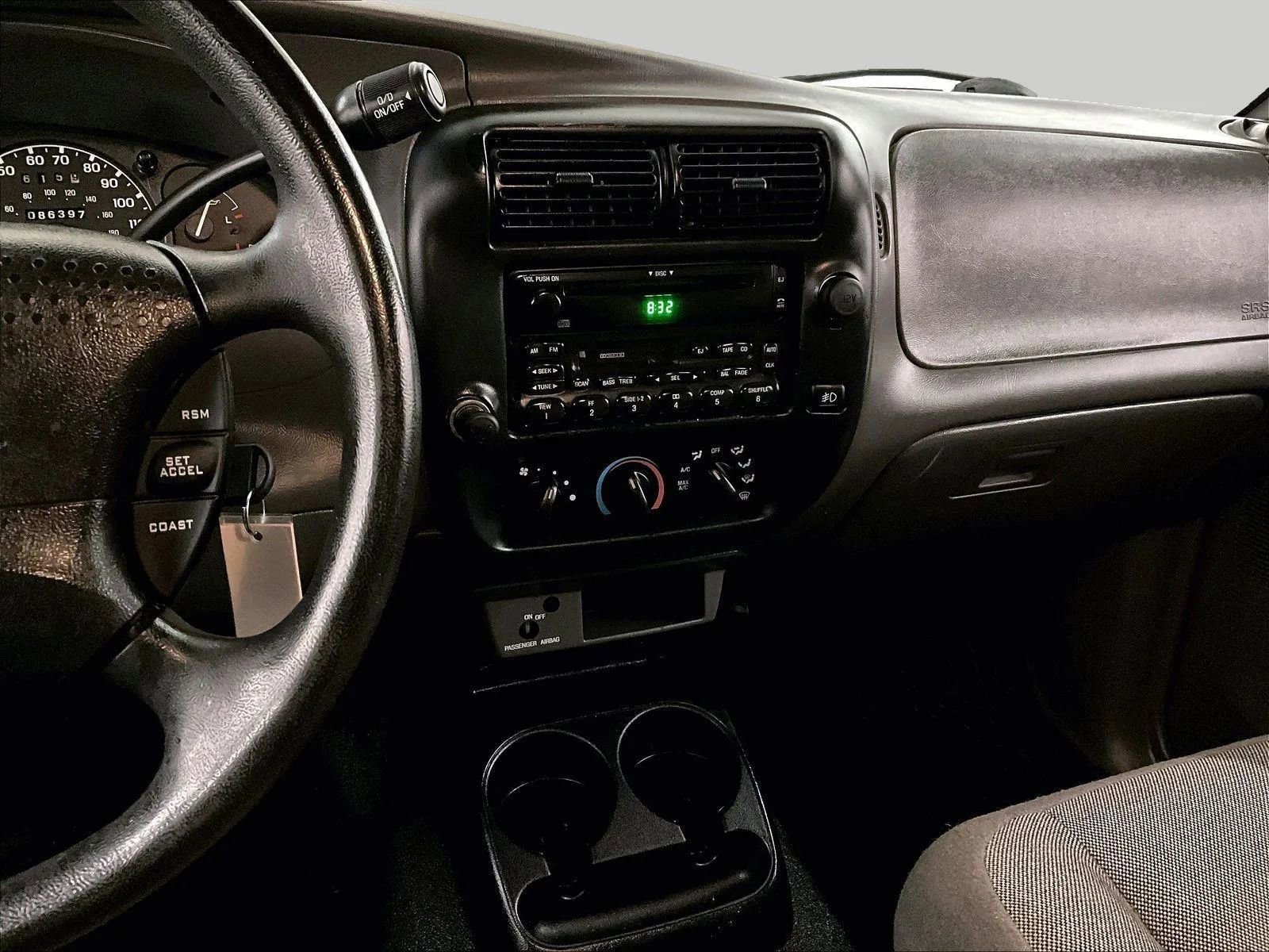 Used 2002 Ford Ranger XLT image 6