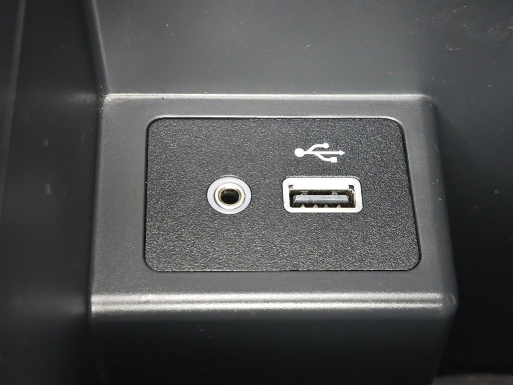 Used 2019 Nissan Sentra SV w/ Special Edition Package image 9