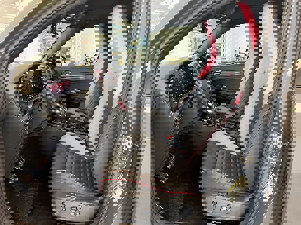 Used 2024 Volkswagen GTI Autobahn image 18