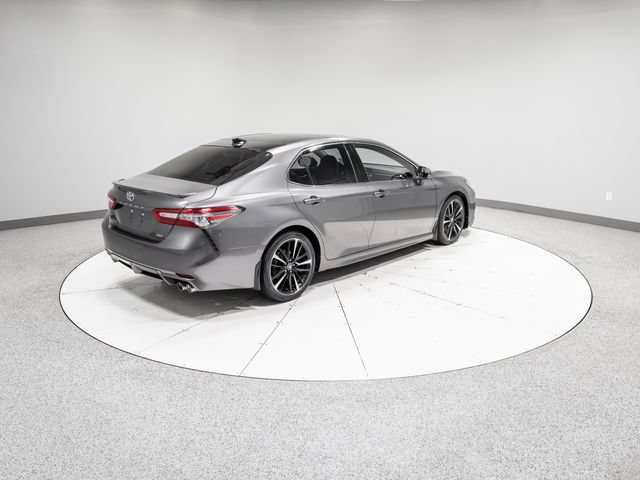 Used 2018 Toyota Camry XSE FWD image 28
