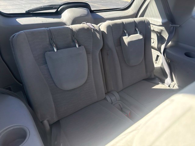 Used 2012 Toyota Highlander FWD w/ Tech Pkg image 17