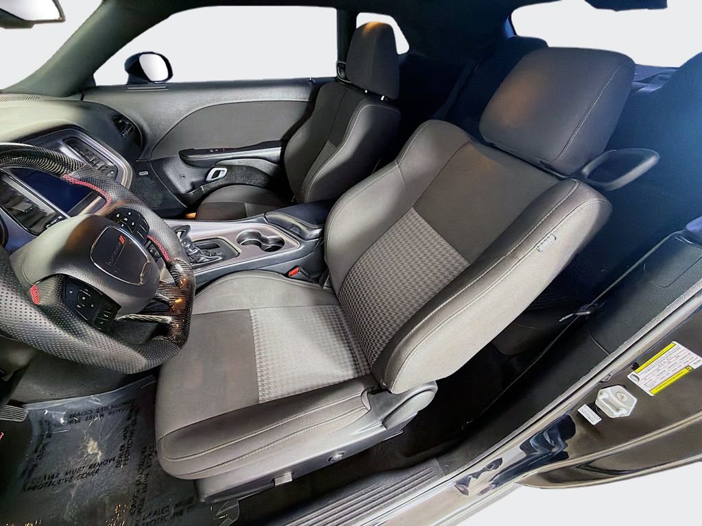 Used 2023 Dodge Challenger GT RWD image 17