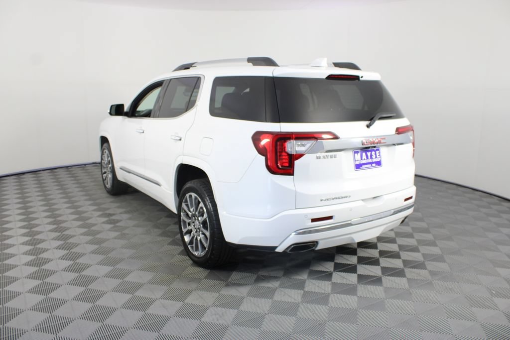 Used 2023 GMC Acadia Denali w/ Denali Ultimate Package FWD image 28