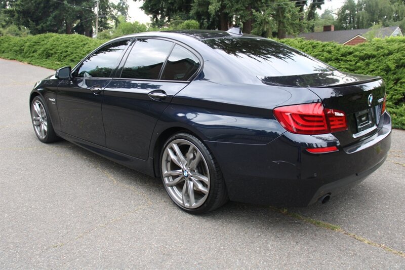 Used 2011 BMW 535i xDrive Sedan AWD/4WD image 4