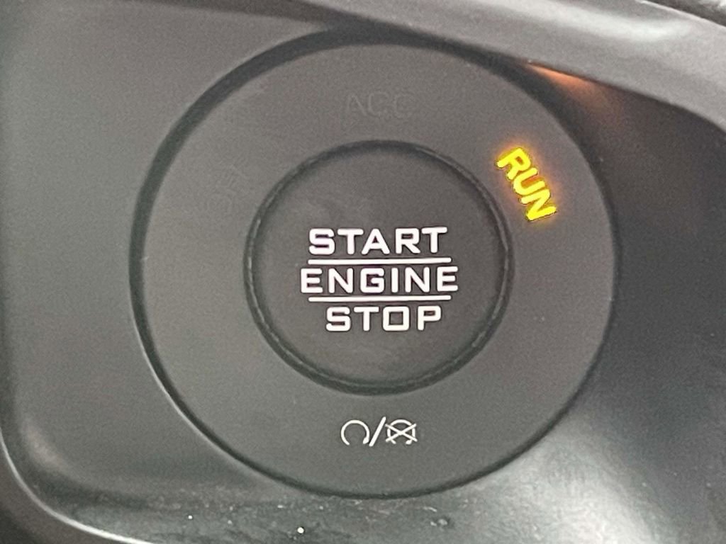 Used 2024 Jeep Wrangler Unlimited Rubicon w/ Safety Group image 24