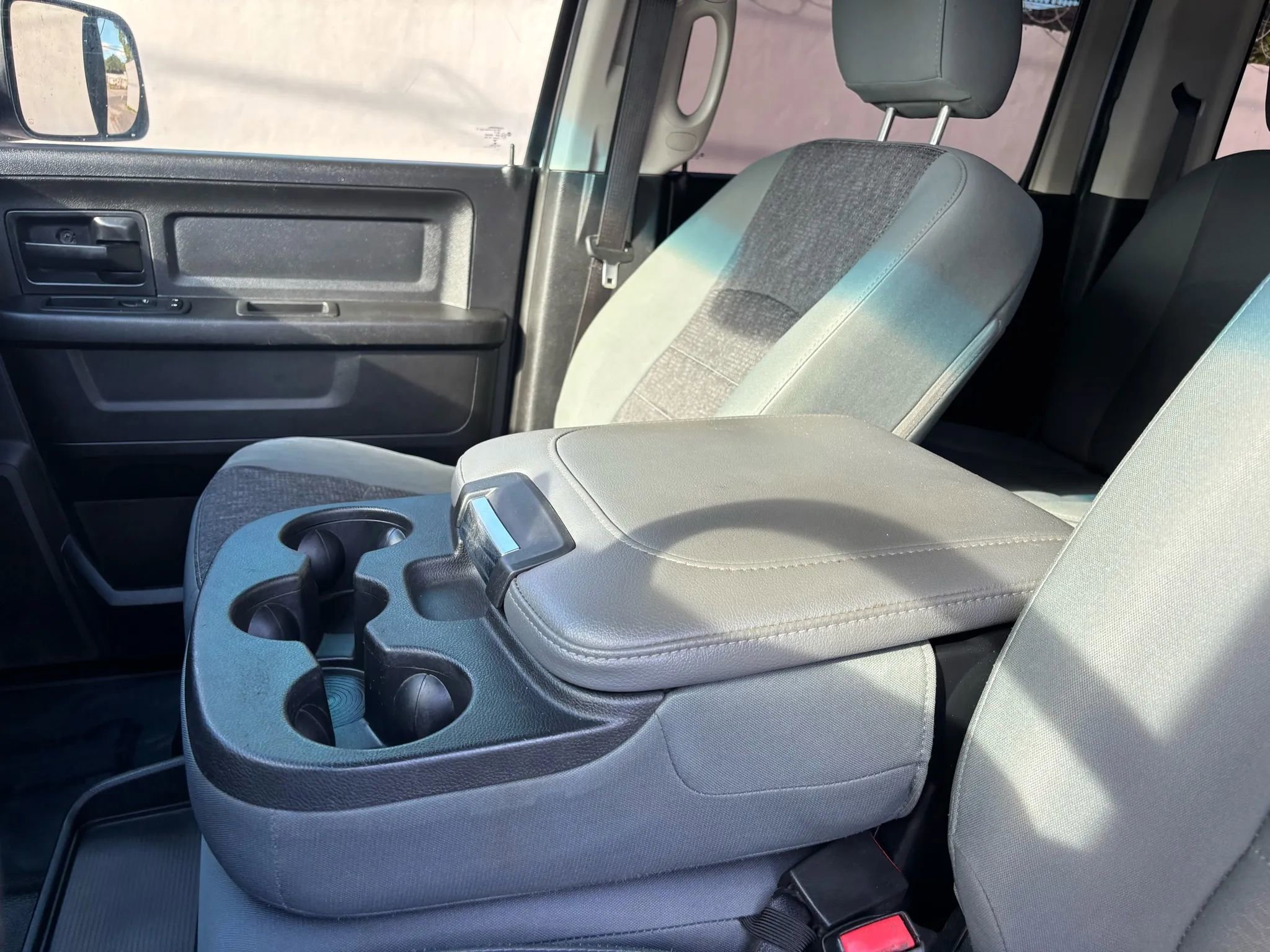 Used 2017 RAM 2500 Tradesman w/ Chrome Appearance Group RWD image 10