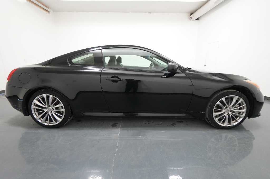 Used 2011 INFINITI G37 Journey w/ Premium Pkg RWD image 9