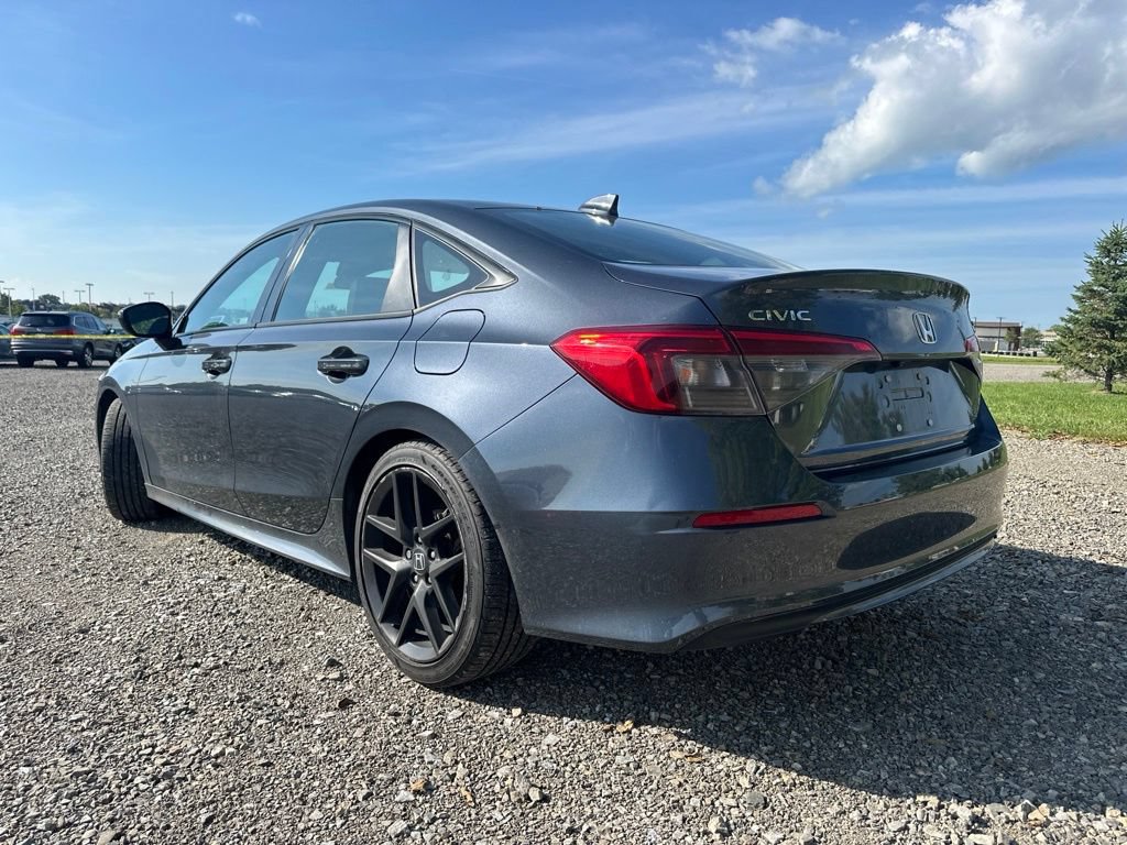 Used 2023 Honda Civic Sport image 7