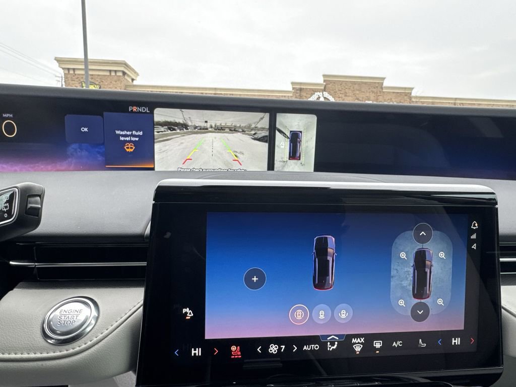 New 2026 Lincoln Nautilus Premier image 17