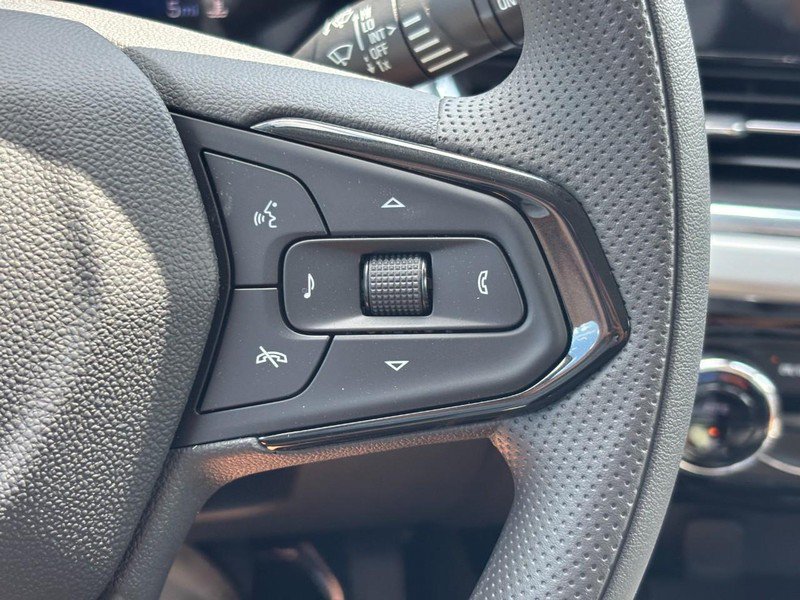 New 2026 Chevrolet Trax LT FWD image 13