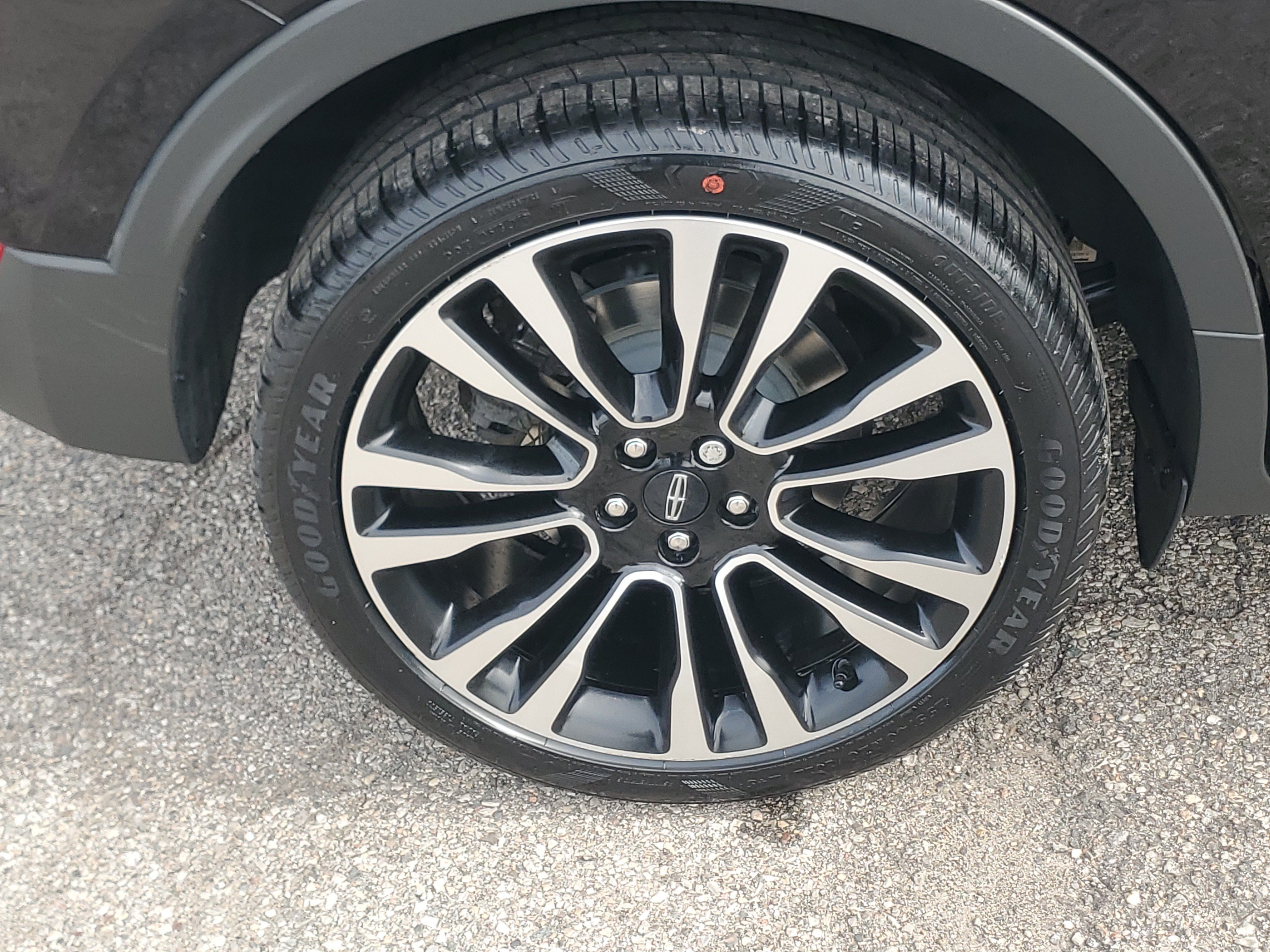 Used 2019 Lincoln MKC Reserve w/ MKC Climate Package AWD/4WD image 7
