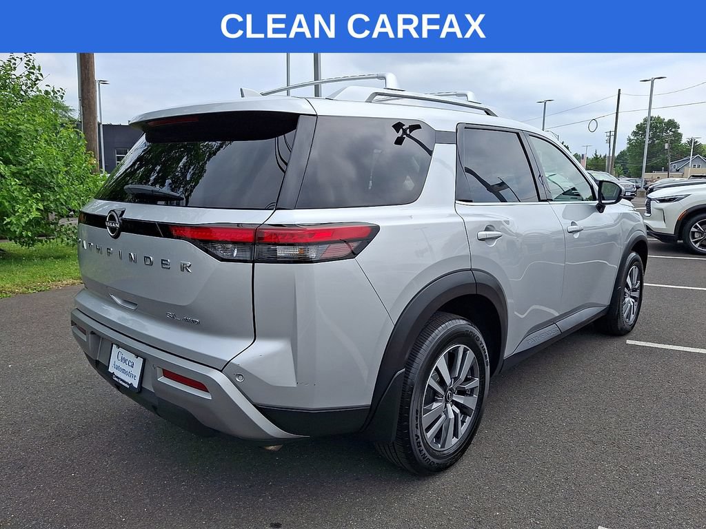 Used 2023 Nissan Pathfinder SL AWD/4WD image 9