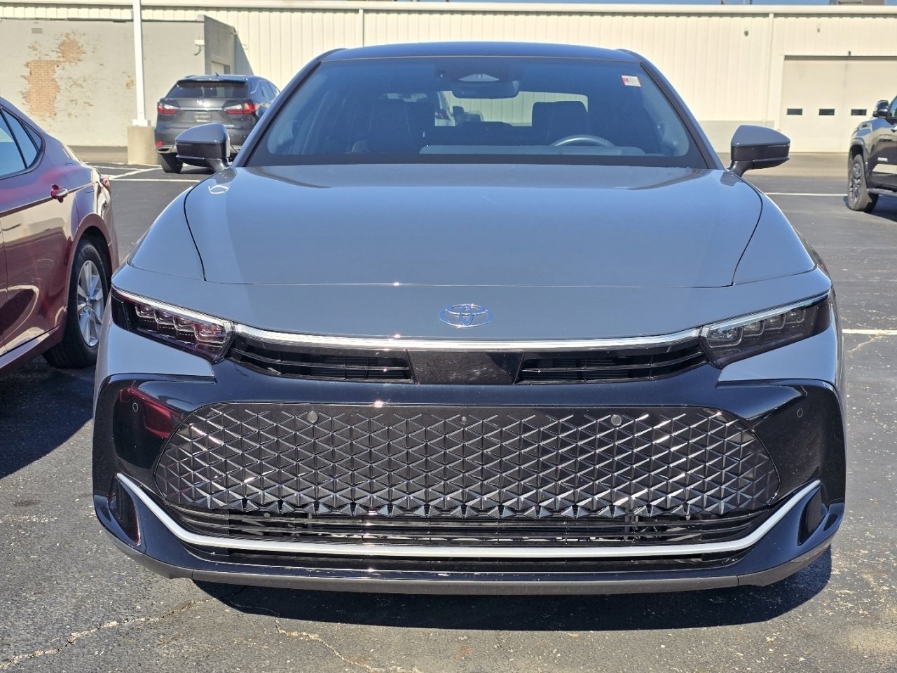 Used 2025 Toyota Crown Platinum image 2