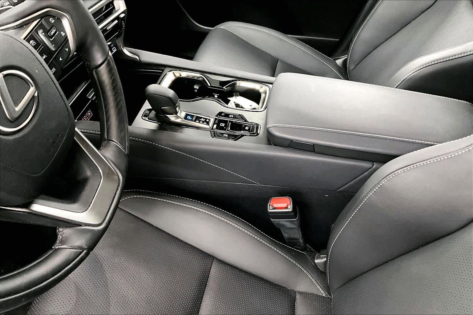Used 2024 Lexus RX 350 Premium w/ Cold Area Package FWD image 16