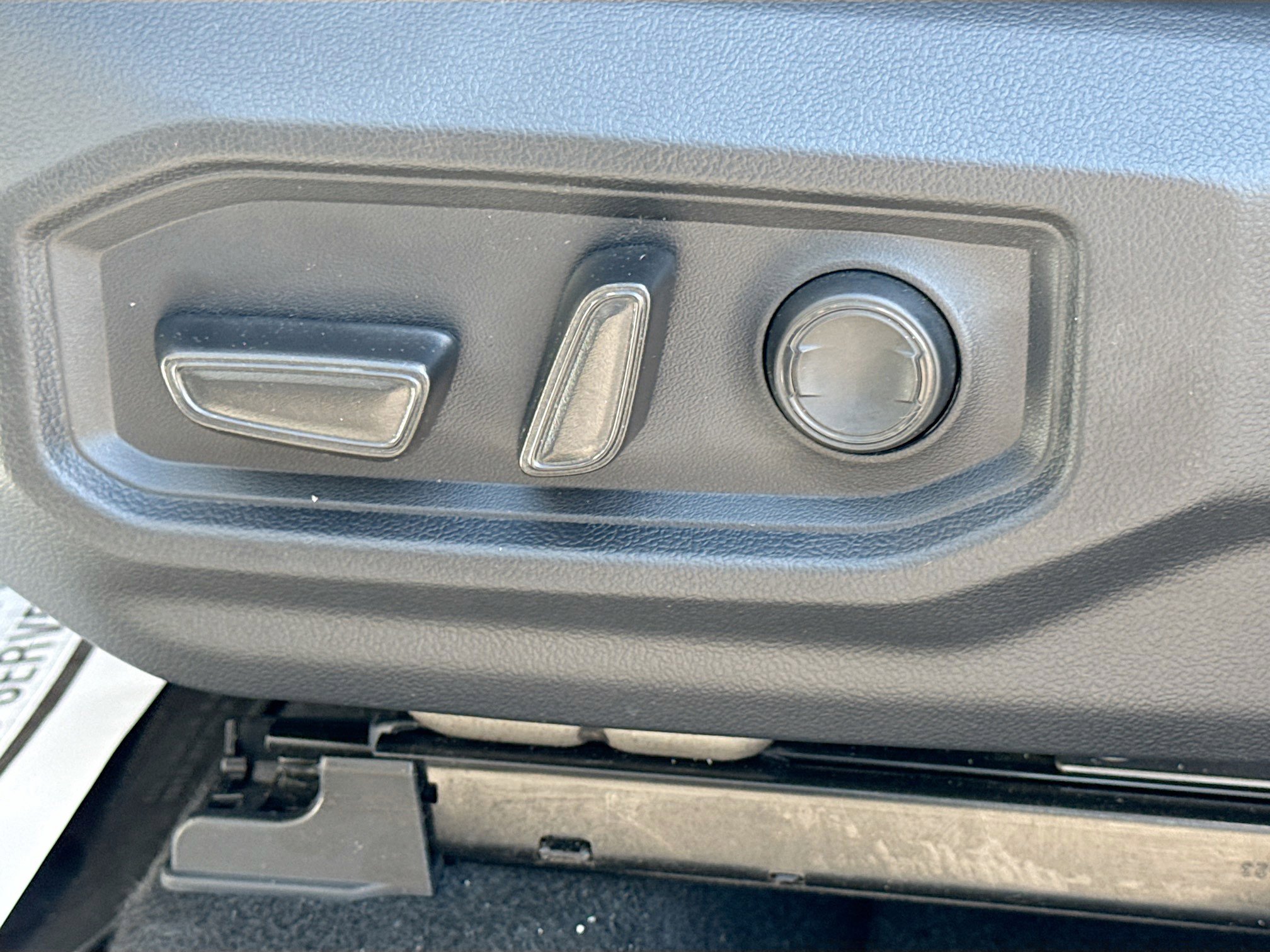 Used 2023 Toyota Tundra SR5 w/ SR5 Premium Package image 23