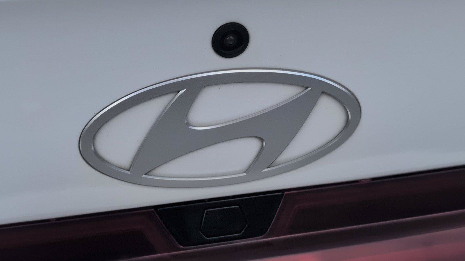 Used 2024 Hyundai Elantra Limited FWD image 6