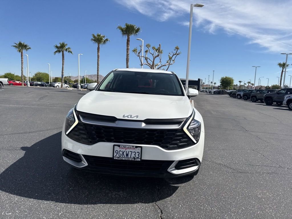 Used 2023 Kia Sportage LX FWD image 3