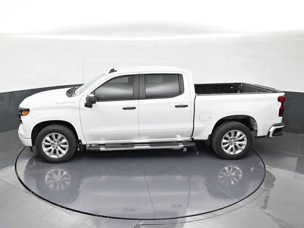Used 2023 Chevrolet Silverado 1500 Custom image 13