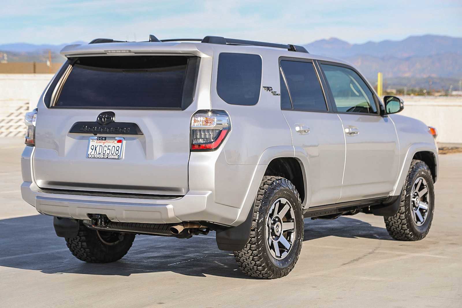 Certified 2024 Toyota 4Runner TRD Off-Road Premium image 6