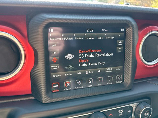 Used 2022 Jeep Gladiator Rubicon w/ Cold Weather Group AWD/4WD image 7