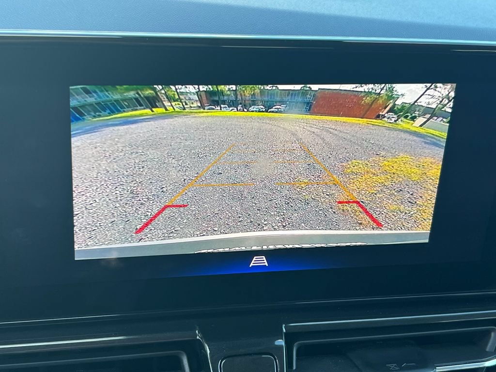Used 2025 Chevrolet TrailBlazer LT AWD/4WD image 25