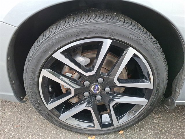 Used 2017 Volvo S60 T5 Dynamic w/ Vision Package image 7