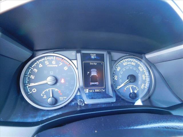 Used 2022 Toyota Tacoma TRD Off-Road AWD/4WD image 16