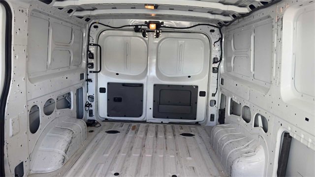 Used 2021 Nissan NV 2500 S image 18
