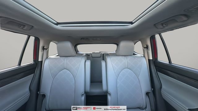 New 2026 Toyota Highlander Platinum image 18