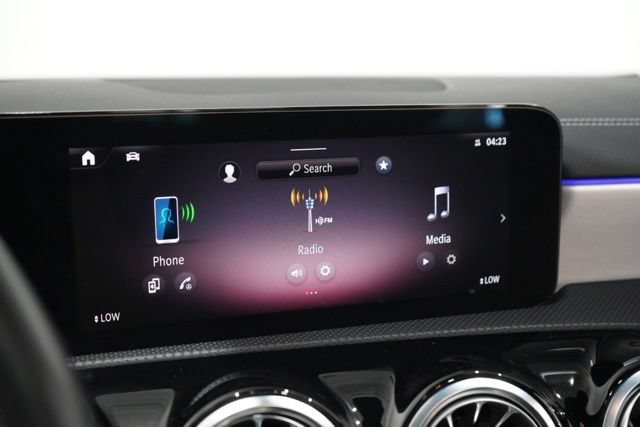Used 2025 Mercedes-Benz CLA 250 image 25