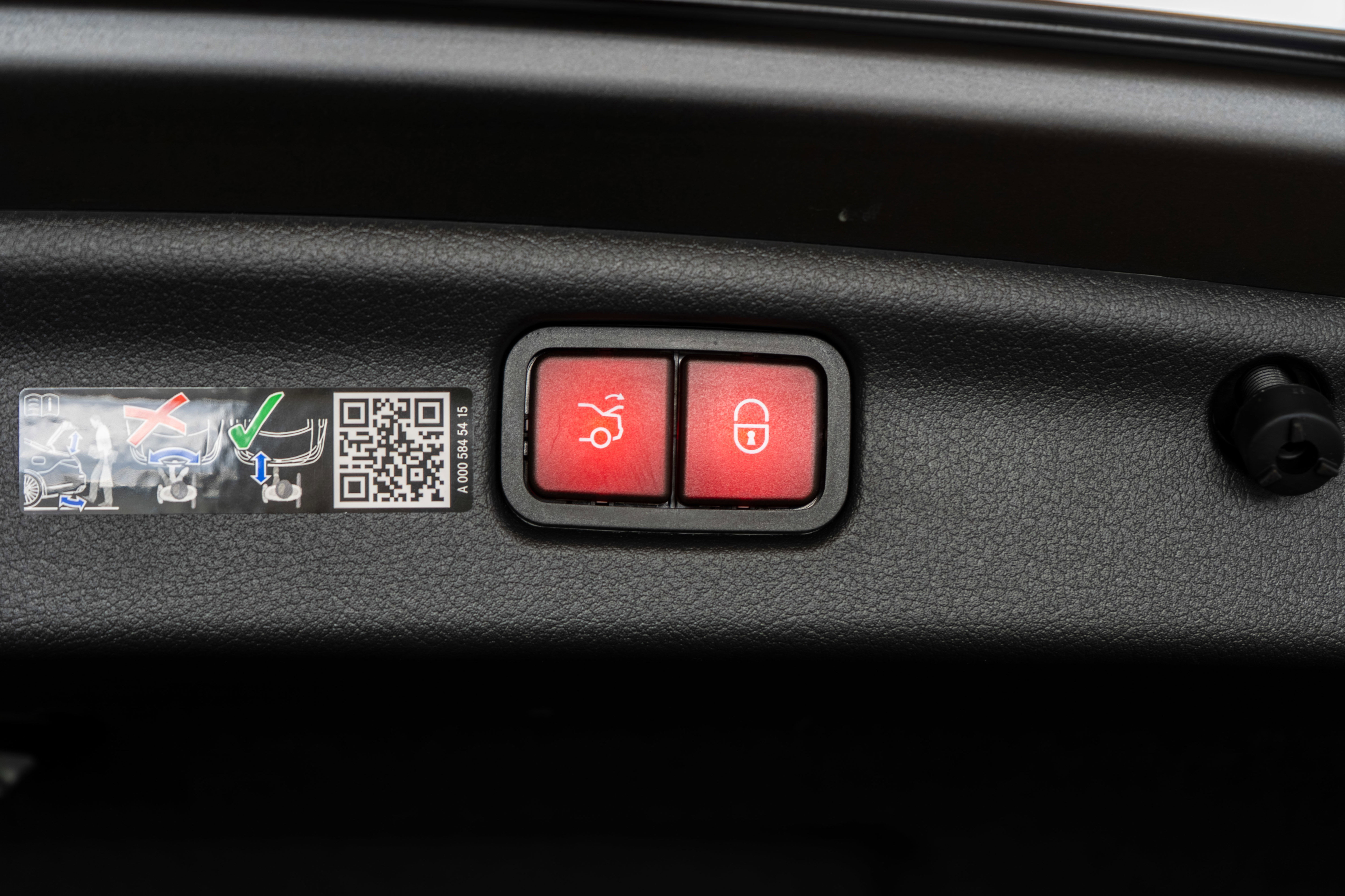 New 2026 Mercedes-Benz C 43 AMG 4MATIC Sedan image 34