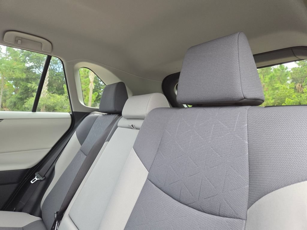 Certified 2025 Toyota RAV4 XLE AWD/4WD image 21