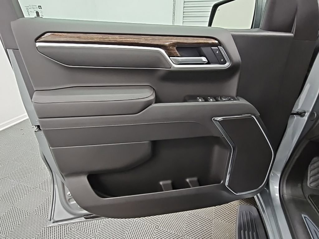New 2026 GMC Sierra 1500 SLE w/ Preferred Package image 29