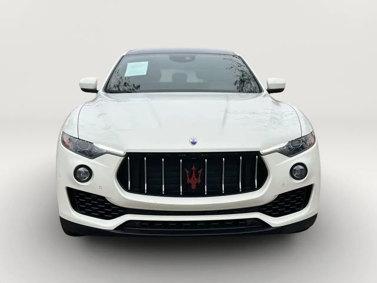 Used 2018 Maserati Levante AWD/4WD image 27